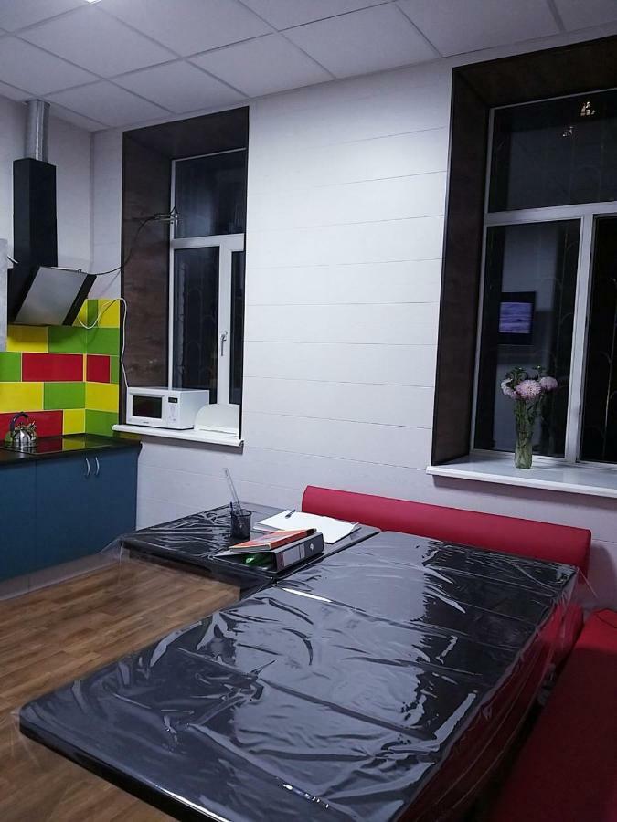 Hostel 777 Vokzal Kyiv Exterior foto